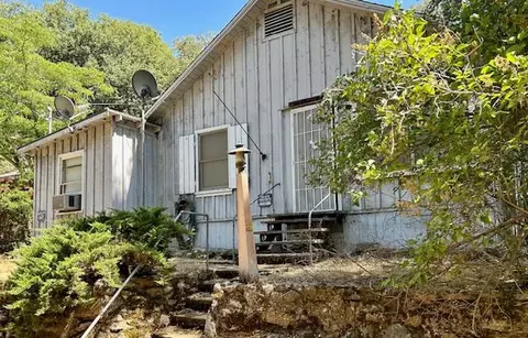 42287 Hot Springs Ct, California Hot Springs, CA 93207