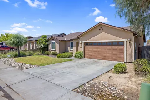 1468 S Monterey Ave, Hanford, CA 93230