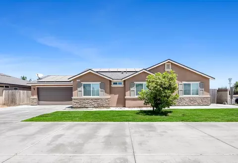 2133 N Highland St, Visalia, CA 93291