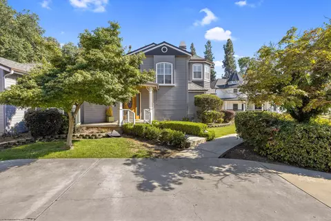 1850 S Maselli St, Visalia, CA 93277