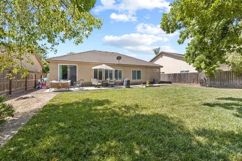 2346 E La Vida Ave, Visalia, CA 93292 photo 6