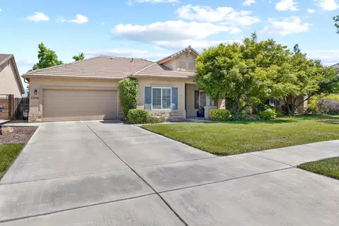 2346 E La Vida Ave, Visalia, CA 93292