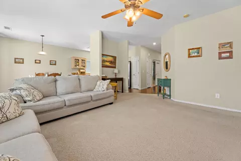 2346 E La Vida Ave, Visalia, CA 93292 photo 11