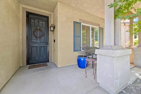2346 E La Vida Ave, Visalia, CA 93292 photo 2