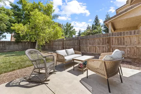 2346 E La Vida Ave, Visalia, CA 93292 photo 12