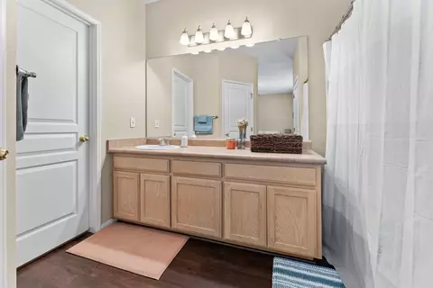 2346 E La Vida Ave, Visalia, CA 93292 photo 8