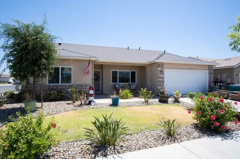 627 Willow Oak Ave, Porterville, CA 93257