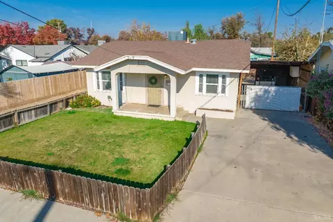 416 W Cameron St, Hanford, CA 93230