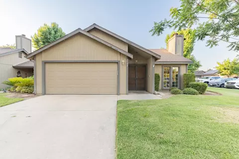 2532 E Tulare Ave, Visalia, CA 93292