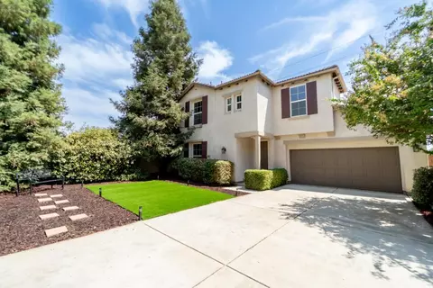 3745 W Payson Ave, Visalia, CA 93291