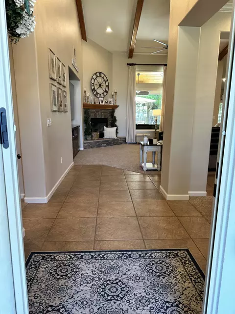 621 Dove Ct, Exeter, CA 93221 photo 4