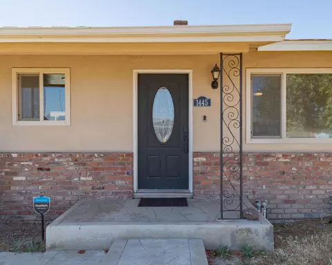 1445 Mulberry Ln, Lemoore, CA 93245 photo 2