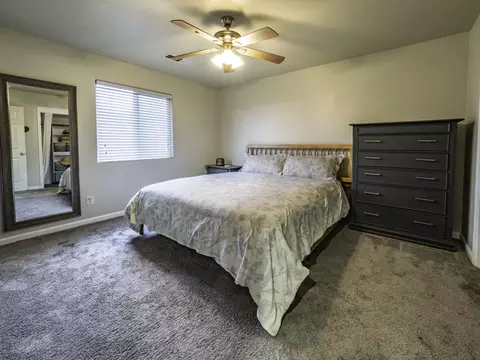 15884 Jasmine Ave #C, Ivanhoe, CA 93235 photo 8