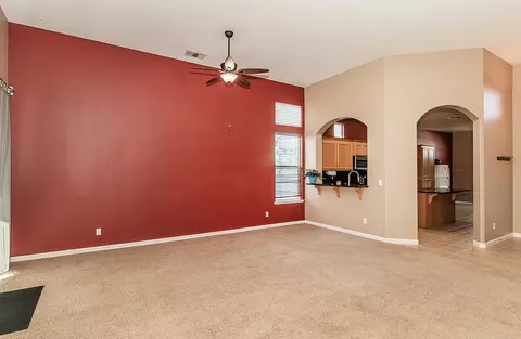 1259 Paradise Loop, Lemoore, CA 93245 photo 6