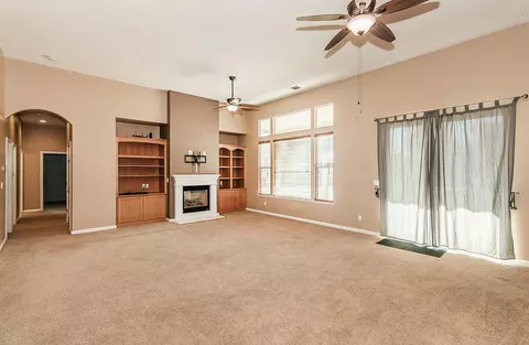 1259 Paradise Loop, Lemoore, CA 93245 photo 8
