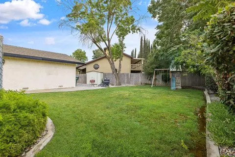 334 Cedar St, Hanford, CA 93230 photo 34