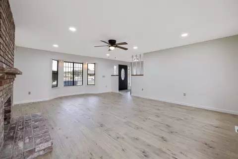 334 Cedar St, Hanford, CA 93230 photo 7