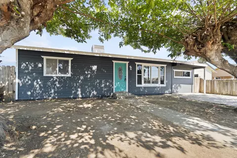 164 N Waukesha St, Porterville, CA 93257