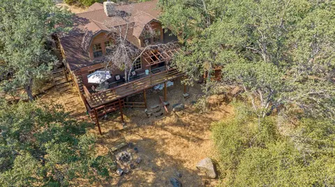 45287 Hammond Dr, Three Rivers, CA 93271 photo 4