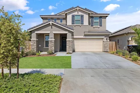 3109 N Oak Park St, Visalia, CA 93291