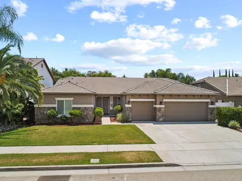 5145 W Reese Ct, Visalia, CA 93277