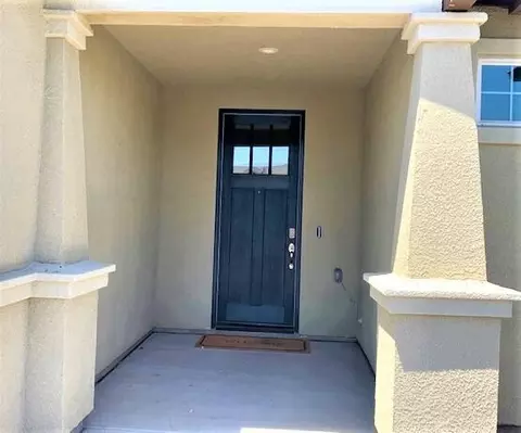 3220 Spring Sails Ave, Tulare, CA 93274 photo 3