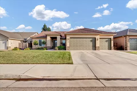 1541 W San Lucia Ave, Porterville, CA 93257