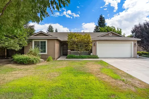 2503 Tempranillo Dr, Tulare, CA 93274