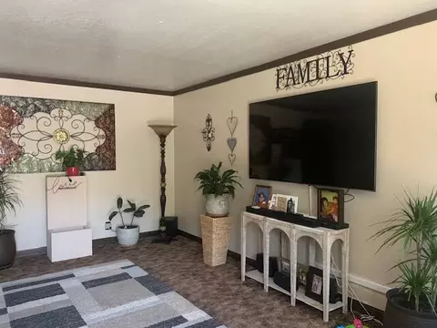 405-407 E Chestnut St, Exeter, CA 93221 photo 5