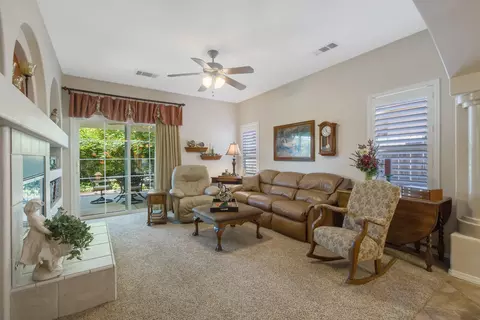 1041 Lords Ct, Lemoore, CA 93245 photo 44