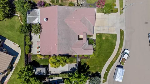 1041 Lords Ct, Lemoore, CA 93245 photo 62