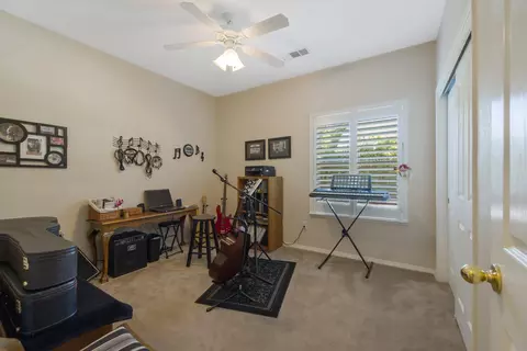 1041 Lords Ct, Lemoore, CA 93245 photo 24