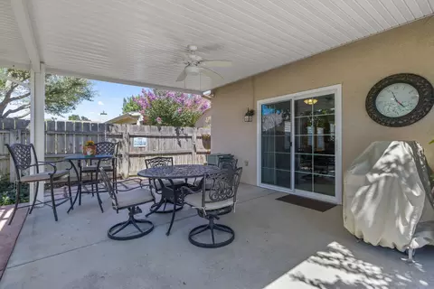1041 Lords Ct, Lemoore, CA 93245 photo 49