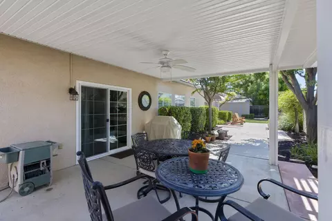 1041 Lords Ct, Lemoore, CA 93245 photo 48
