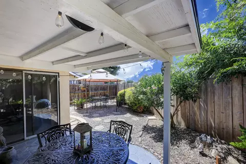 2413 E Sweet Ave, Visalia, CA 93292 photo 26