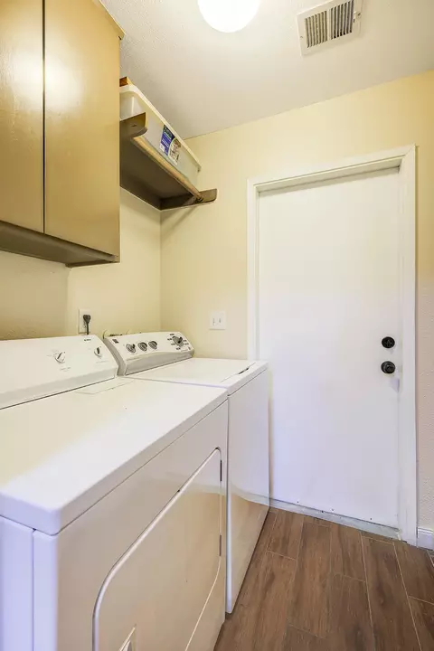 2413 E Sweet Ave, Visalia, CA 93292 photo 23