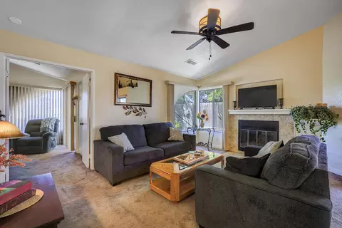 2413 E Sweet Ave, Visalia, CA 93292 photo 7