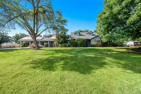 31399 Powell Dr, Exeter, CA 93221
