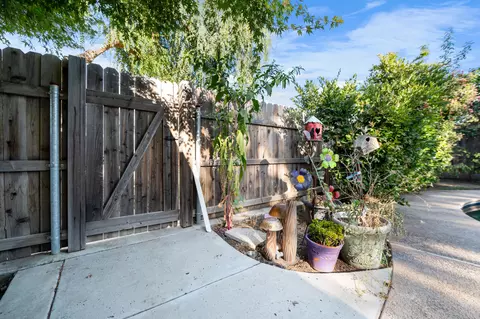 3205 E Grove Ave, Visalia, CA 93292 photo 46