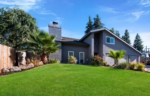 3205 E Grove Ave, Visalia, CA 93292