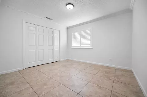 3205 E Grove Ave, Visalia, CA 93292 photo 25