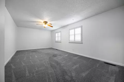 3205 E Grove Ave, Visalia, CA 93292 photo 35