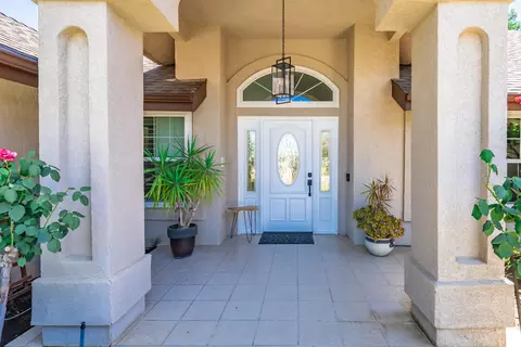 3163 Mckelvy Ave, Clovis, CA 93611 photo 4