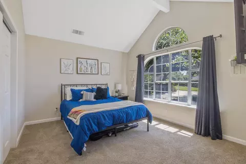 1934 E Parrish Ct, Visalia, CA 93292 photo 9