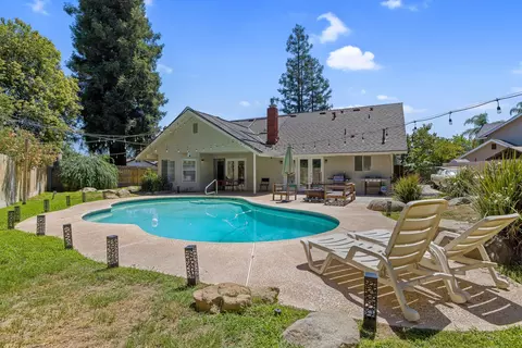 1934 E Parrish Ct, Visalia, CA 93292 photo 40