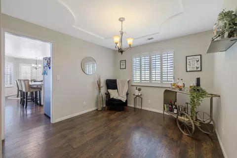 1934 E Parrish Ct, Visalia, CA 93292 photo 12
