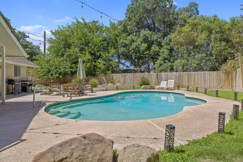 1934 E Parrish Ct, Visalia, CA 93292 photo 38