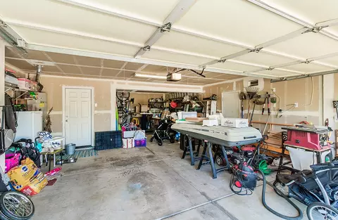 704 11th St, Sanger, CA 93657 photo 37