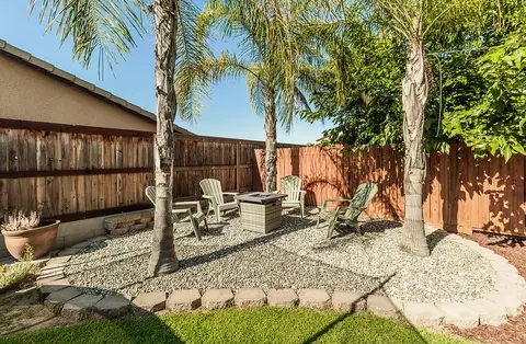 704 11th St, Sanger, CA 93657 photo 34