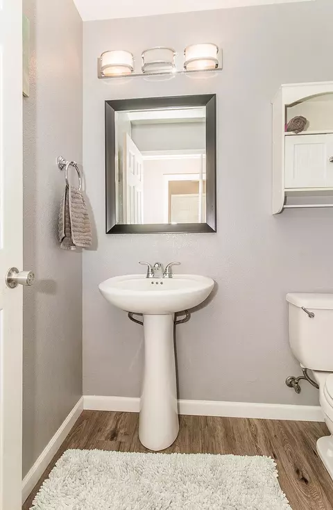 704 11th St, Sanger, CA 93657 photo 18